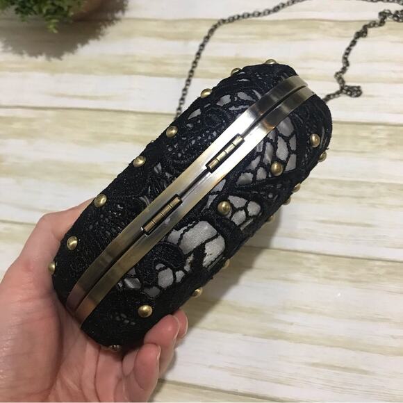 Darling Vintage Hard Shell Oval Black Lace Rhinestone Clasp Chain‎ Evening Bag - Picture 7 of 9